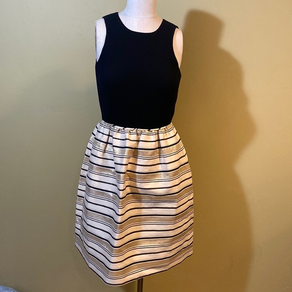 NWT! J. Crew Metallic Gold Stripe Fit Flare DRESS Sleeveless 00 NEW - Picture 2 of 12